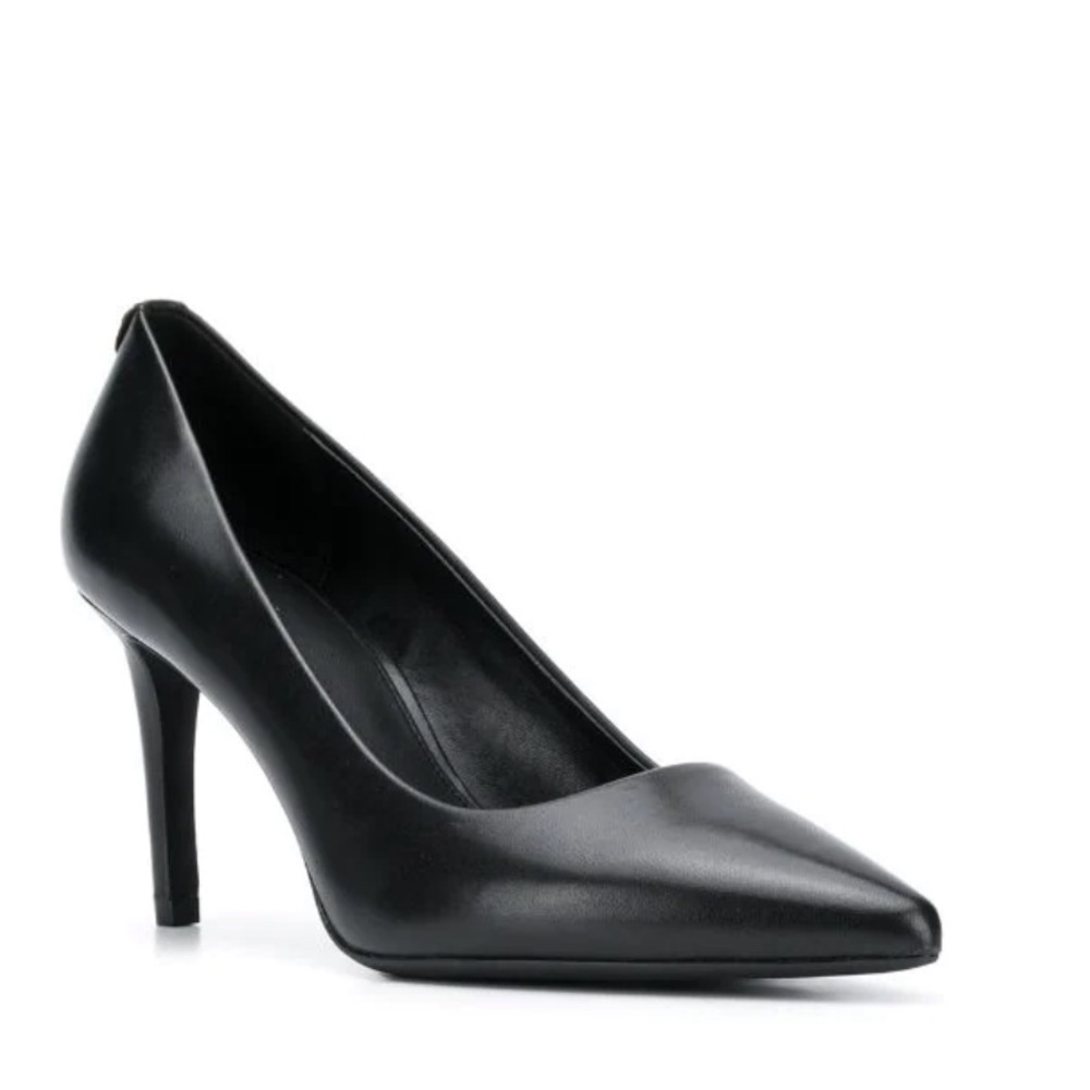 pointed toe pumps